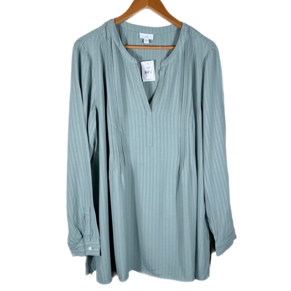J. Jill Tops - J. Jill Pintuck V-Neck Tunic Top M Sage Green Minimalist
